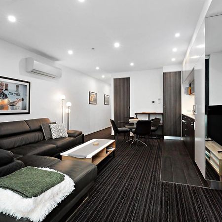 Modern Quiet 1 & 2 Bed Apt Opposite Albert Park Мельбурн Екстер'єр фото