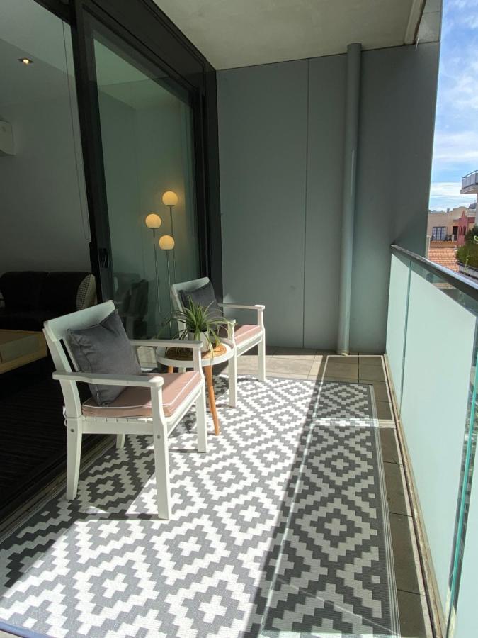 Modern Quiet 1 & 2 Bed Apt Opposite Albert Park Мельбурн Екстер'єр фото