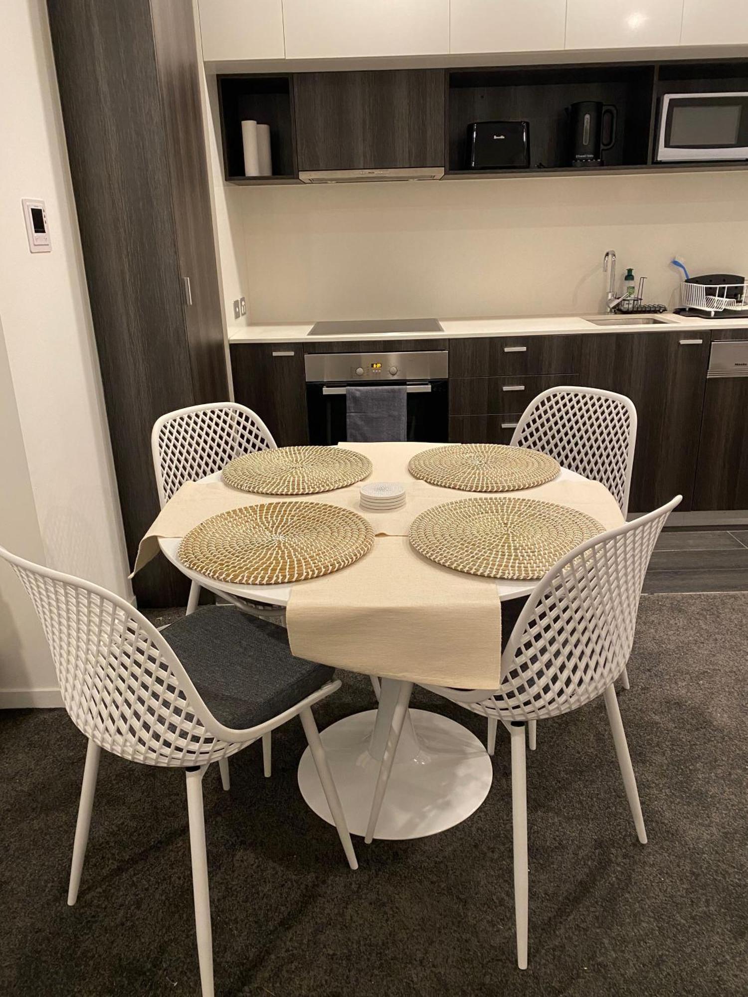 Modern Quiet 1 & 2 Bed Apt Opposite Albert Park Мельбурн Екстер'єр фото