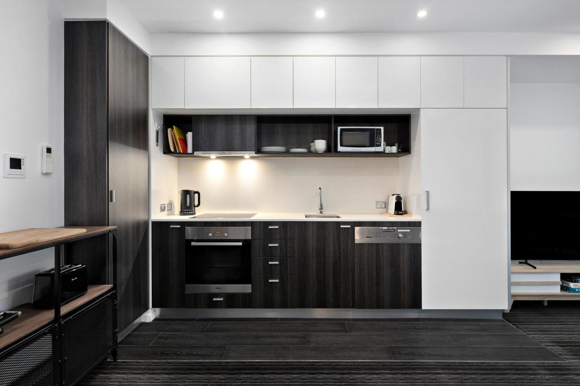 Modern Quiet 1 & 2 Bed Apt Opposite Albert Park Мельбурн Екстер'єр фото